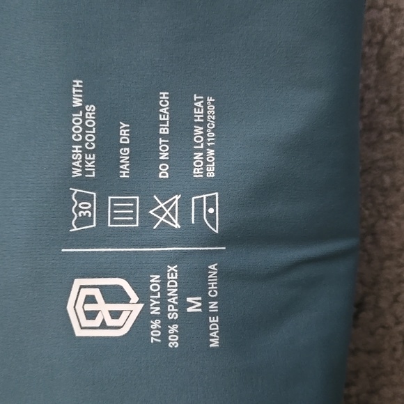 High-Waisted Blue Leggings - Picture 3 of 3